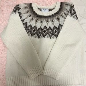 Old navy sweater